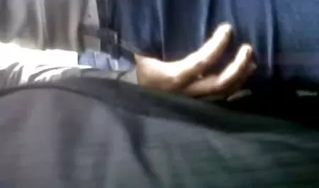 ત્રણ rhfcbdjt gjhyj આરવી