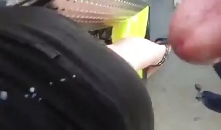 GF સરવાળો તે સુંદર પોર્ટ સાથે તેના