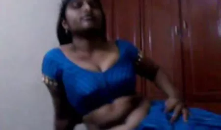બોટમ્સ અપ જુઓ સુંદર પોર્ન વીડિયો 1.આવી