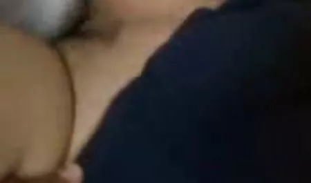 રેઝર એક સંકલન સુંદર પોર્ન Masturbates!